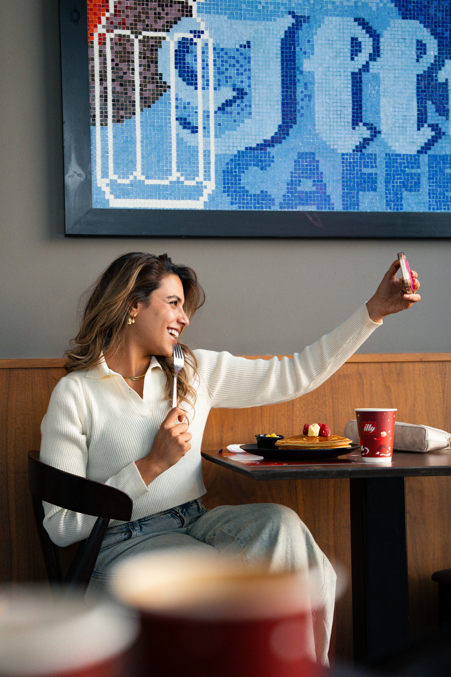 illy Winter 2025 social lifestyle campaign