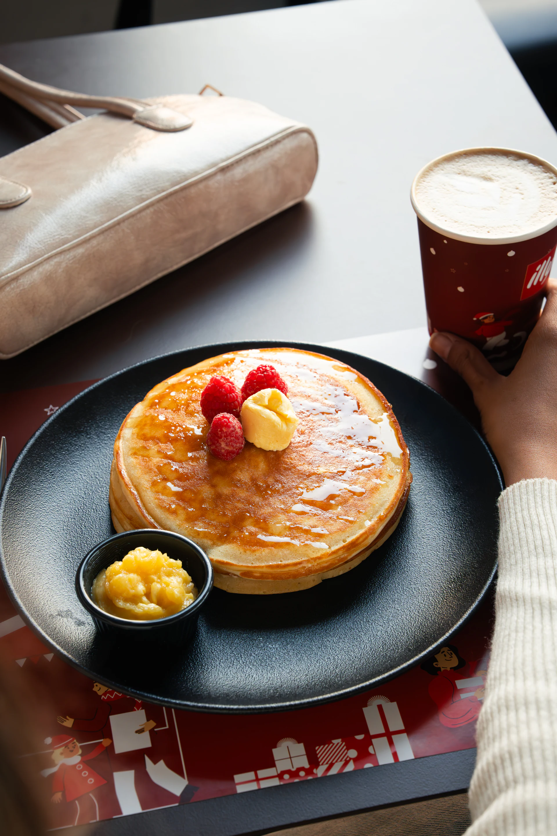 illy coffee and breakfast product photography